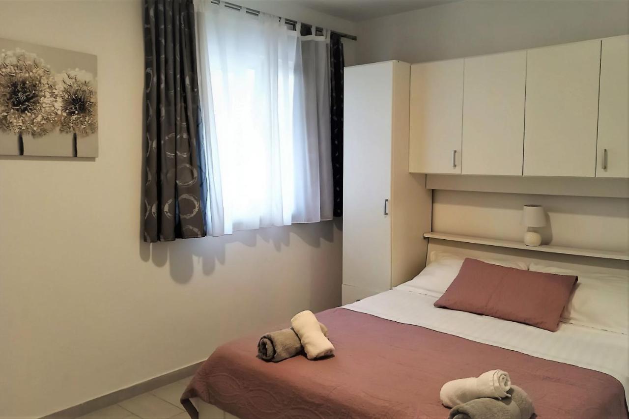 פרומאינה Apartments Danica מראה חיצוני תמונה
