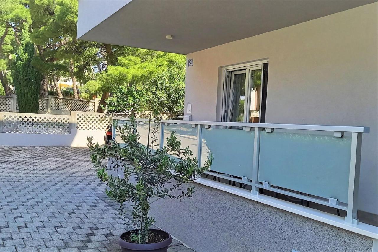 פרומאינה Apartments Danica מראה חיצוני תמונה