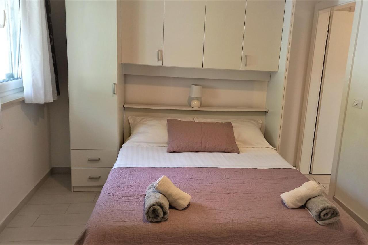 פרומאינה Apartments Danica מראה חיצוני תמונה