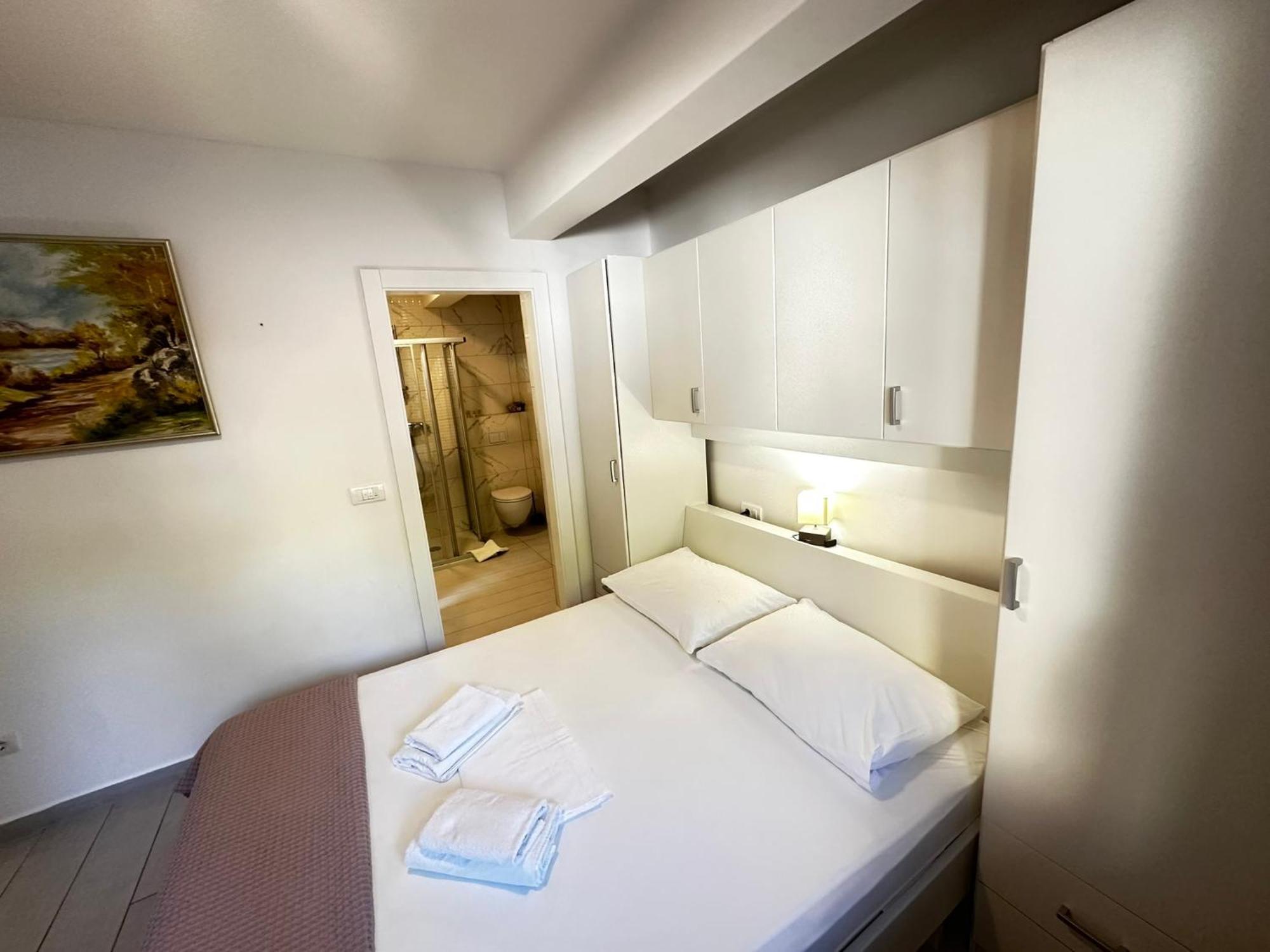 פרומאינה Apartments Danica מראה חיצוני תמונה