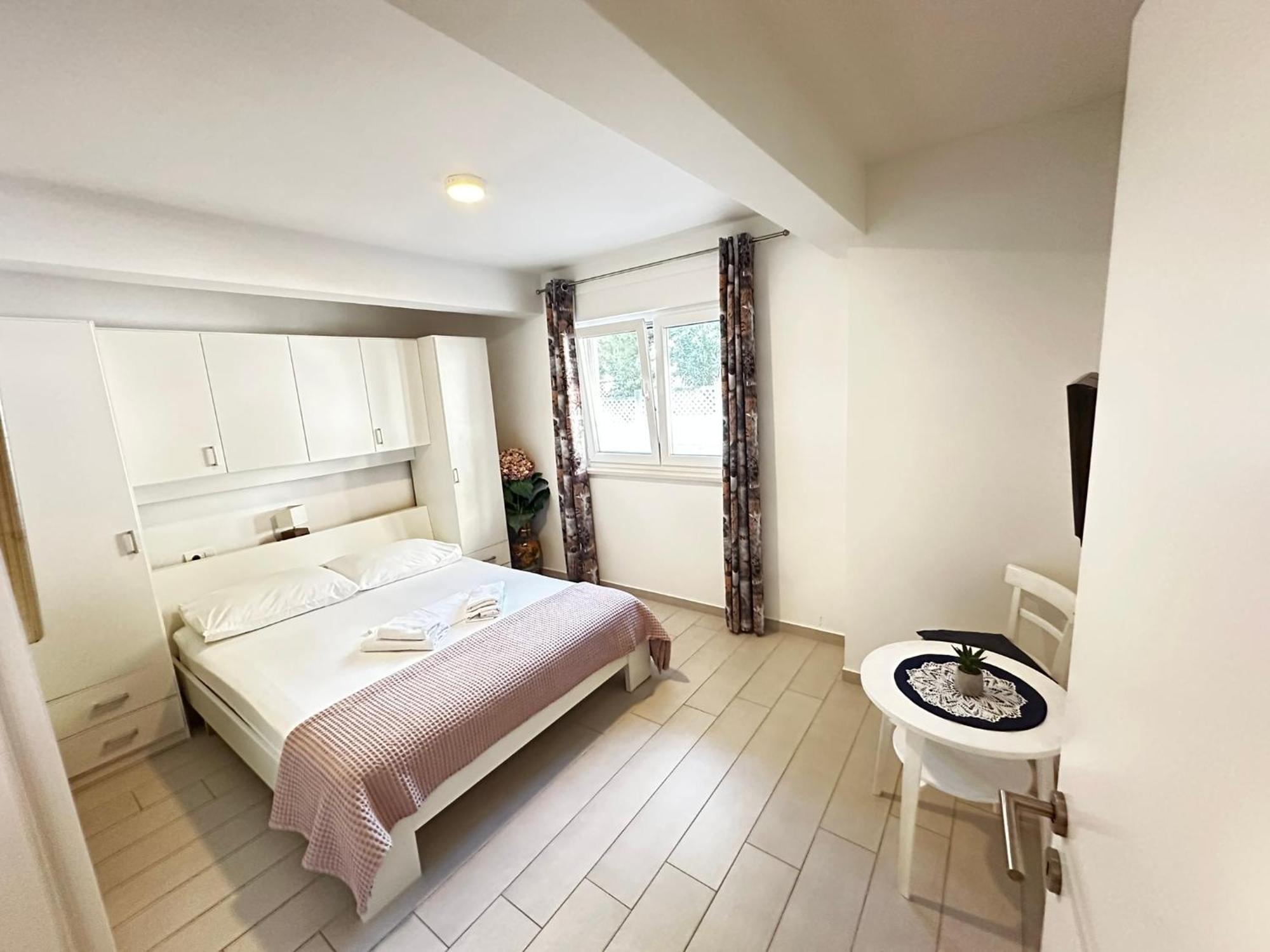 פרומאינה Apartments Danica מראה חיצוני תמונה