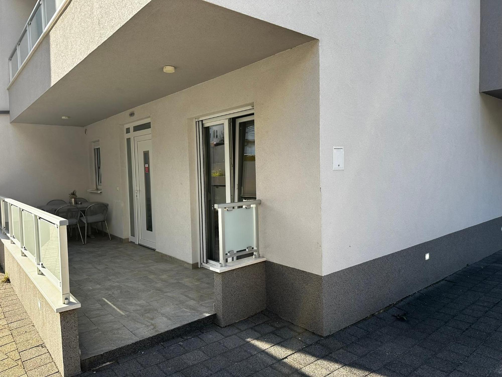 פרומאינה Apartments Danica מראה חיצוני תמונה