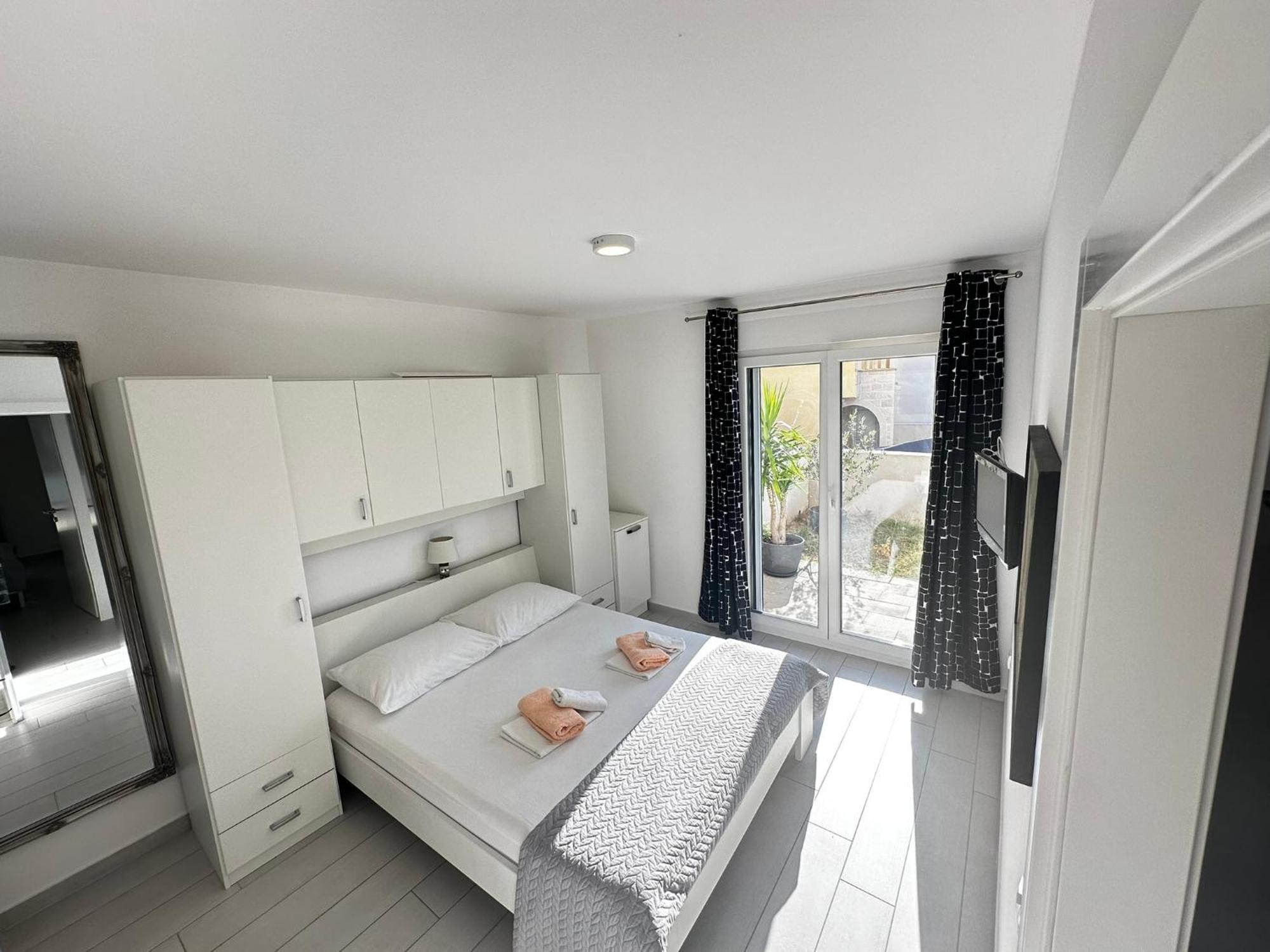פרומאינה Apartments Danica מראה חיצוני תמונה