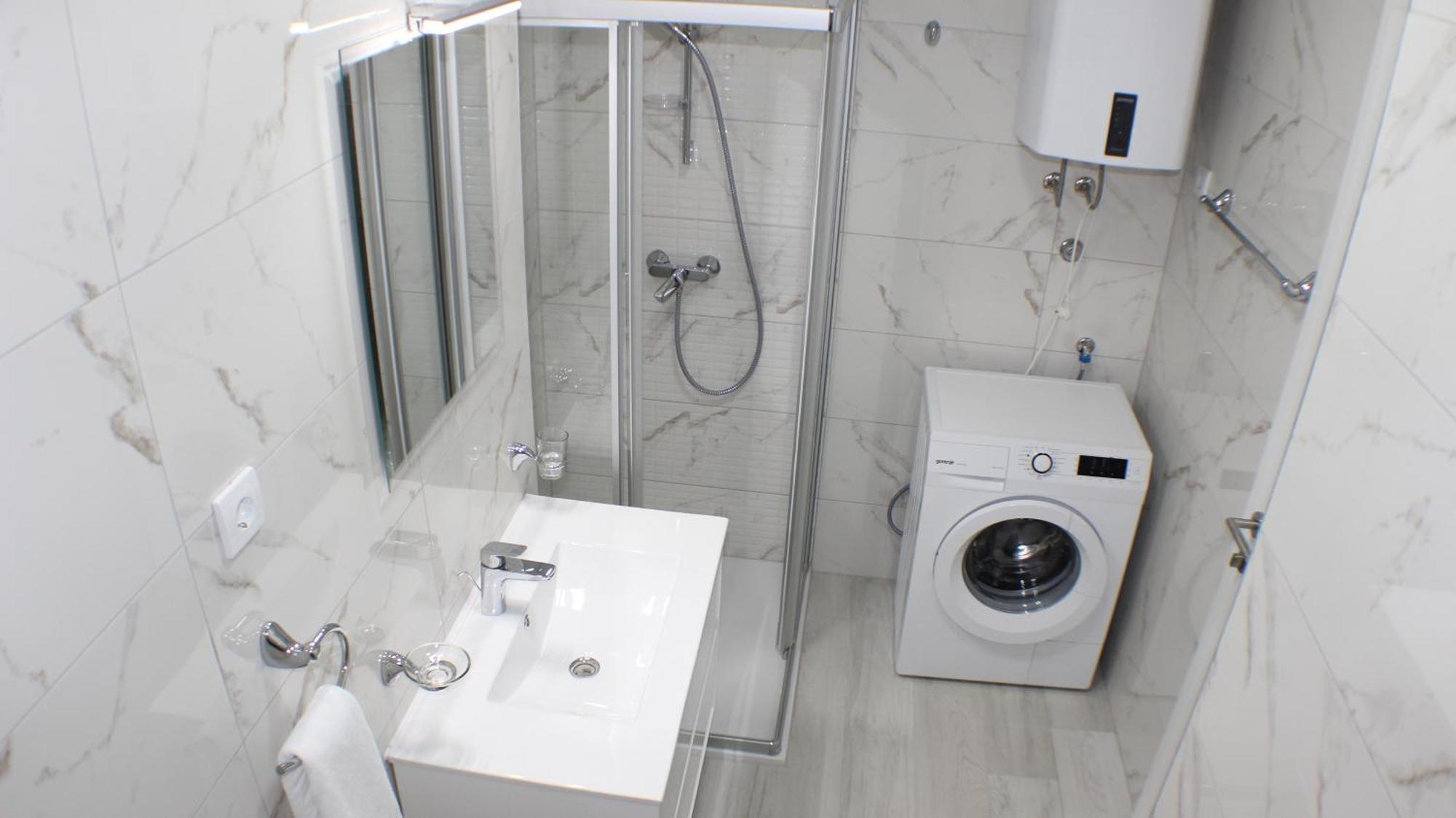 פרומאינה Apartments Danica מראה חיצוני תמונה