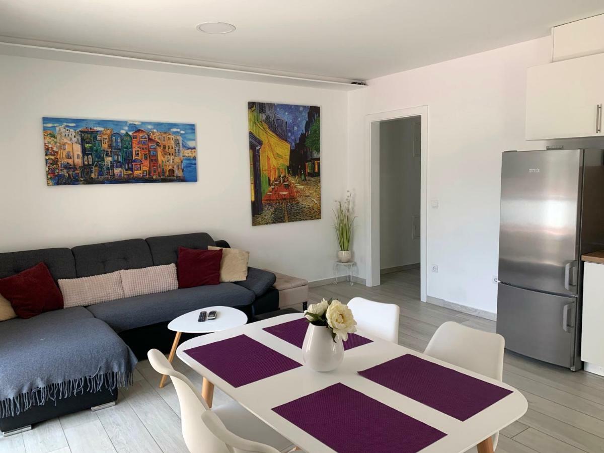פרומאינה Apartments Danica מראה חיצוני תמונה