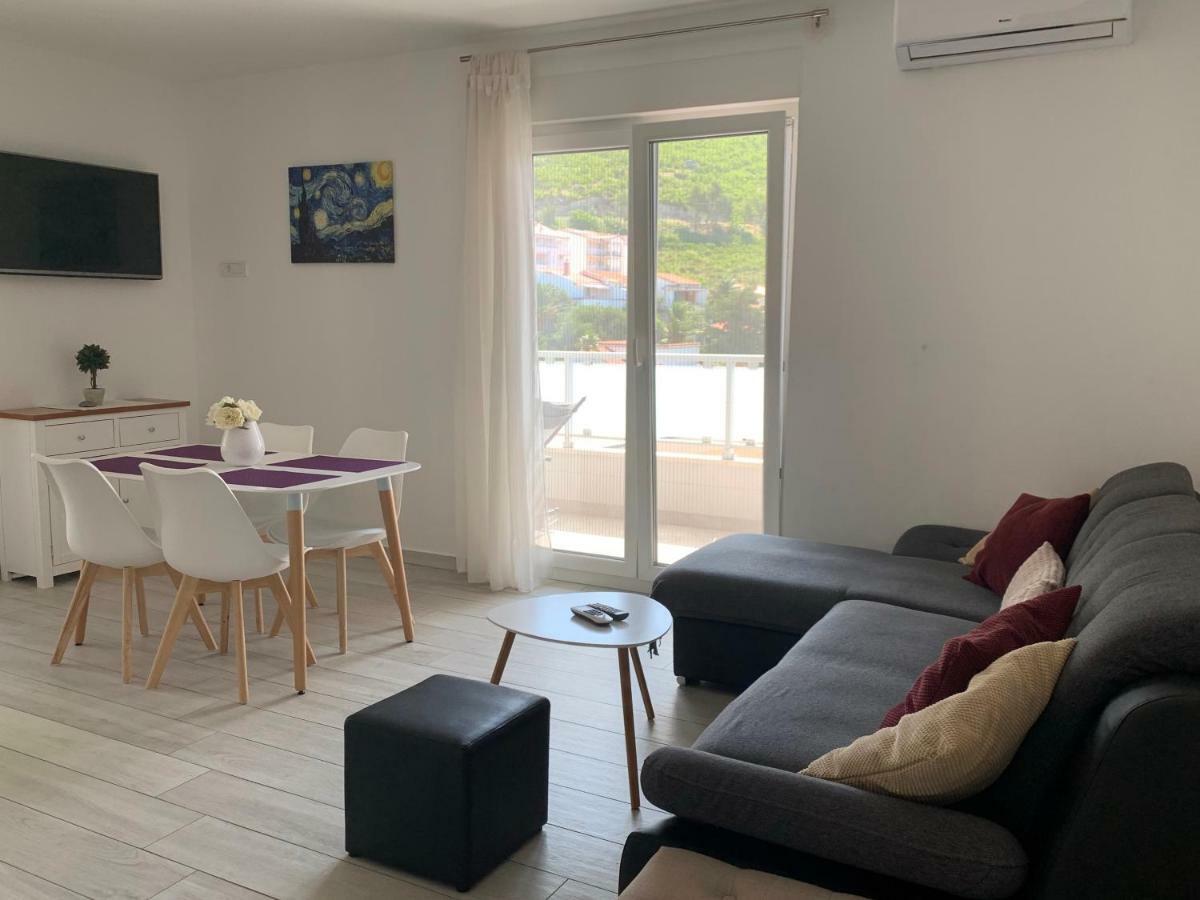 פרומאינה Apartments Danica מראה חיצוני תמונה